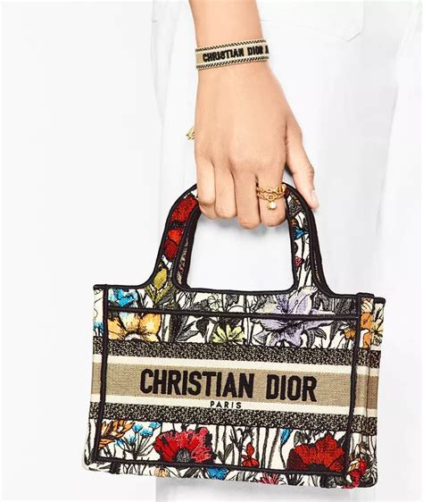 dior bag 2021 price|christian dior consignment bags.